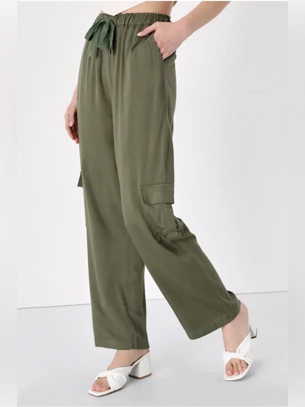Lulu's Casually Modern Olive Green Straight Leg Cargo Pants